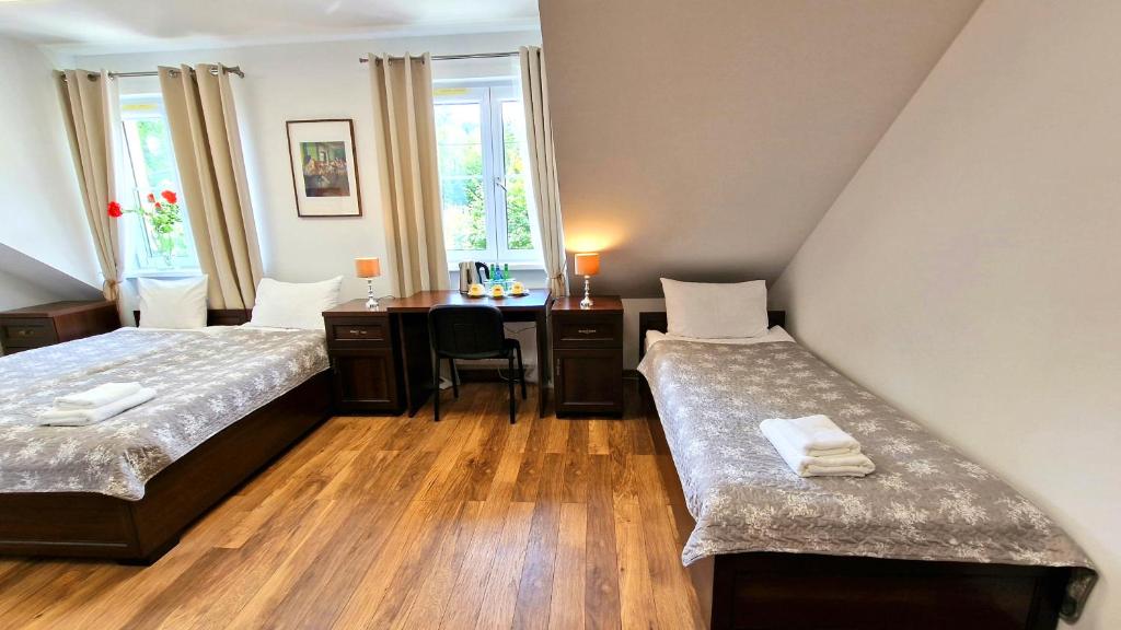 Petite Charlotta - 17