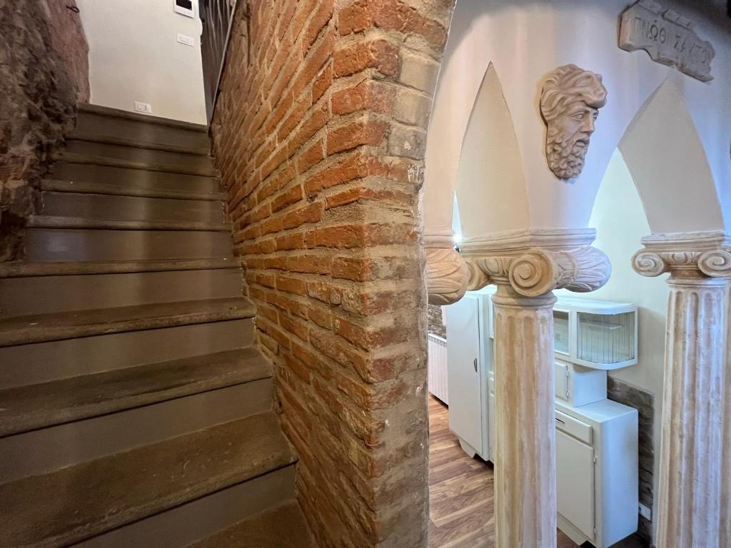 CORTONA SUITE - THE HOUSE WITH WELL and THE FRESCOS PALACE - Apartamento De Tres Dormitorios