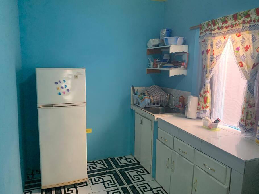 Kuchyň nebo kuchyňský kout v ubytování Forrest Family Property