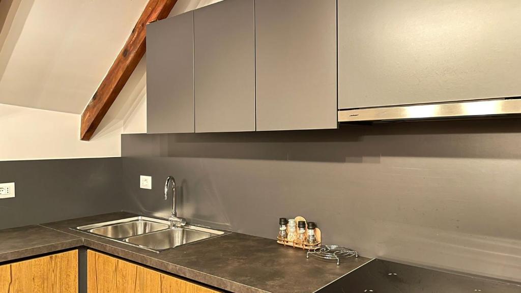 Heart of Tirana Cozy Loft with Fireplace - Image 3