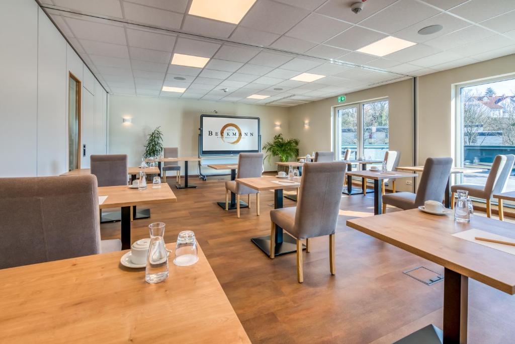 TV a/nebo společenská místnost v ubytování Hotel Beckmann