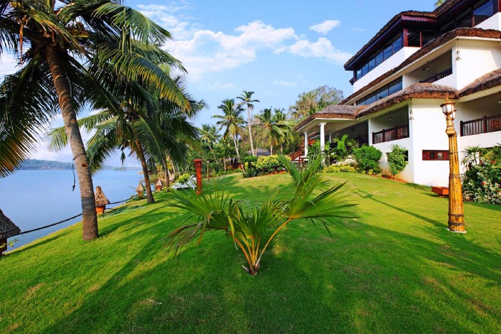 Fragrant Nature Resort Kollam: Luxurious Oasis in Kerala