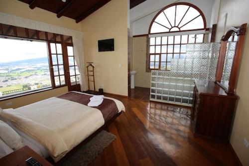 Hosteria Loma Larga Cayambe - 