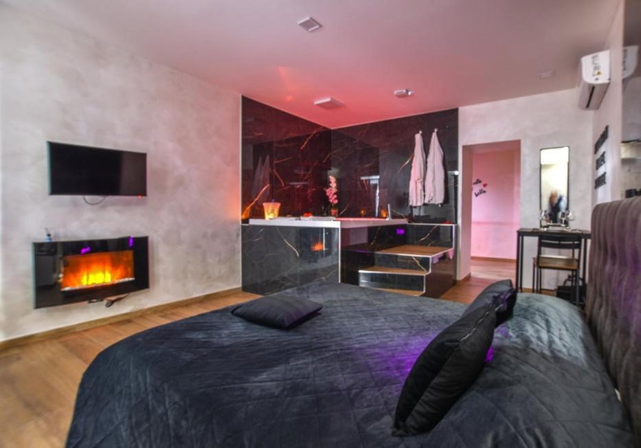 SUITE Meghan home