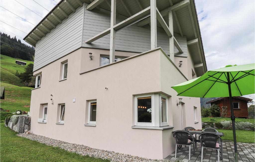 Budova, kde se apartmán nachází