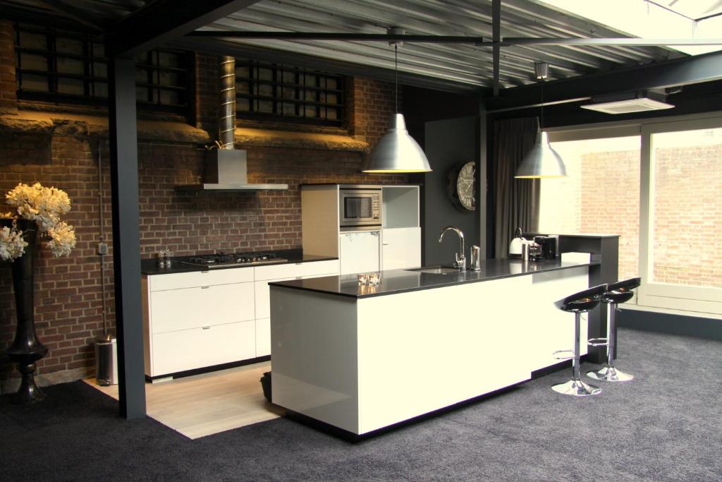 Huis van Bewaring - Loft