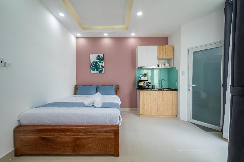 Cozrum Homes - Retro House - Studio With Balcony