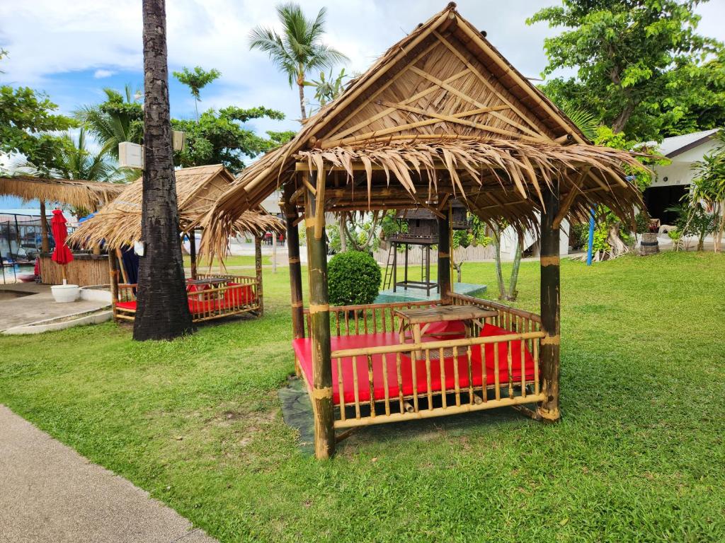 Zahrada ubytování Samui Pier Beach Front & Resort