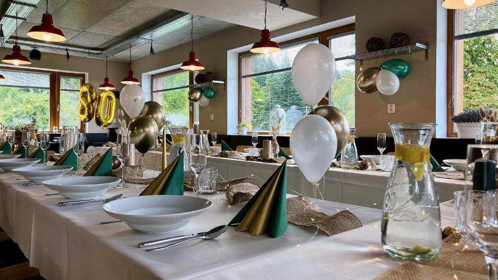 Restaurace v ubytování Chata pod Lysou