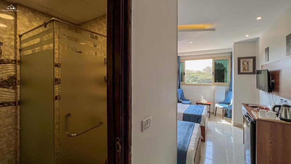 PANORAMA view pyramids - 4