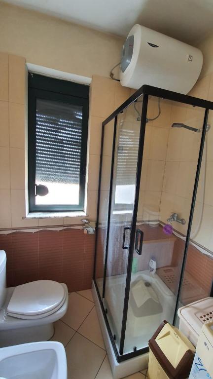Cozy 2 bedroom /1 Bath Apartment/Tirana - Imazhi 6