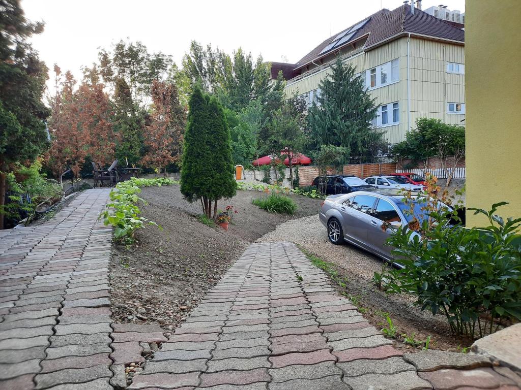 Vonkajšia záhrada v ubytovaní Glória apartman