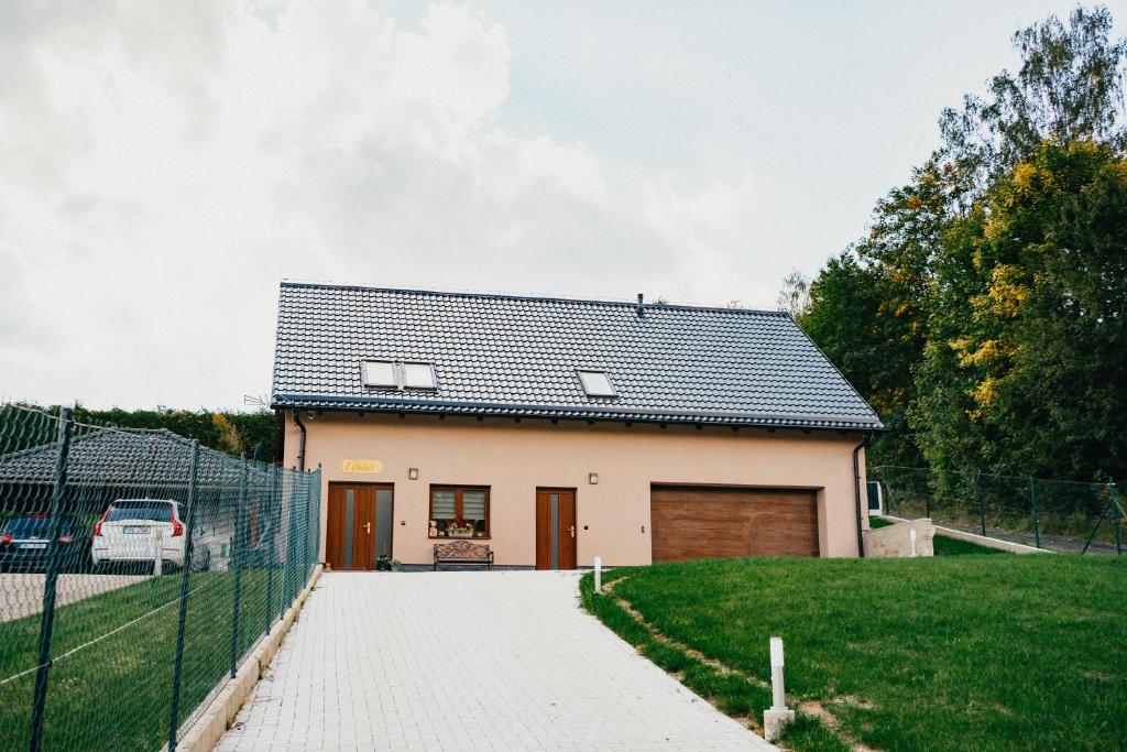 Budova, kde se prázdninový dům nachází