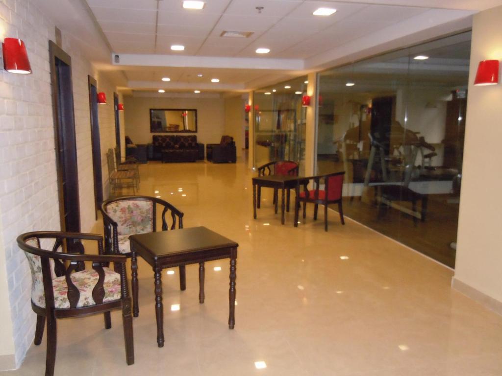Posezení v ubytování Restal Hotel