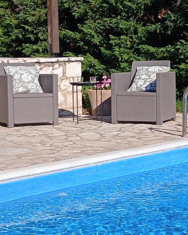 Bazén v ubytování Echinades Resort nebo v jeho okolí