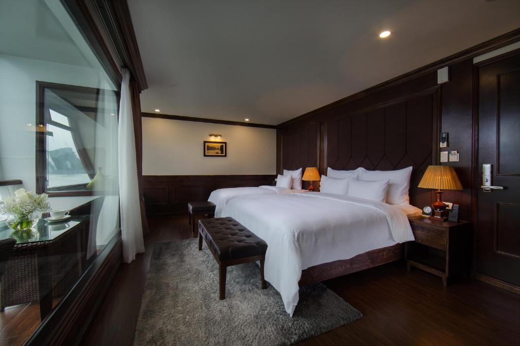 Mon Cheri Cruises - 16