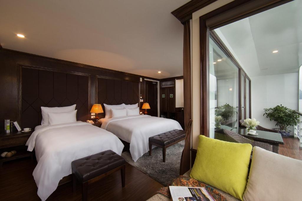 Mon Cheri Cruises - 13