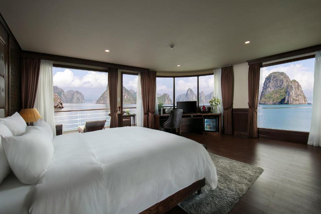 Mon Cheri Cruises - 19