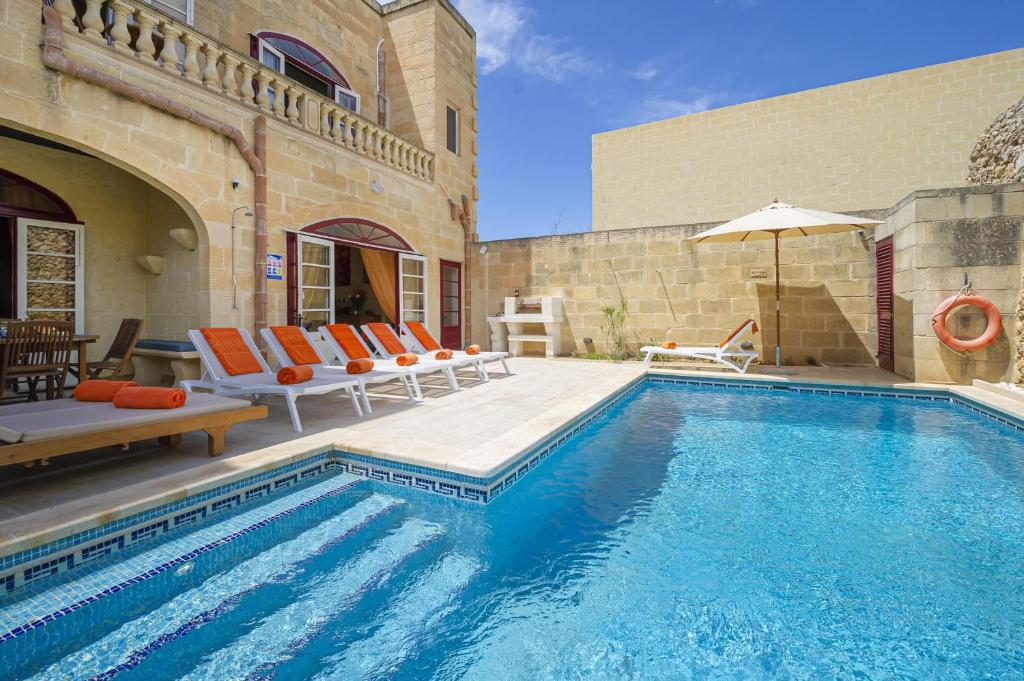 Bazén v ubytování Narcisa Holiday Home nebo v jeho okolí
