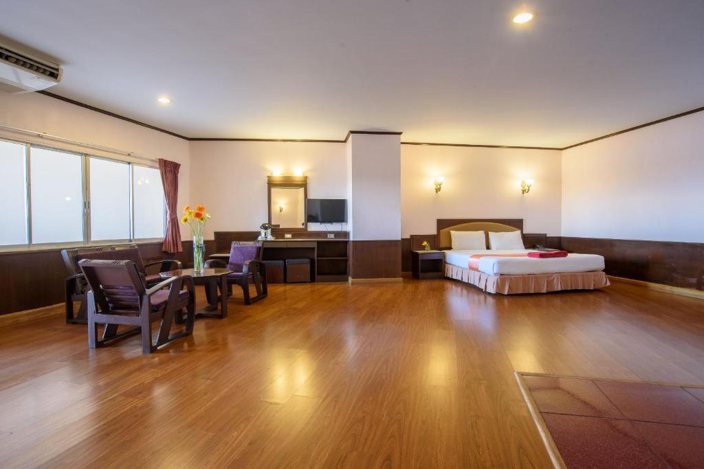 Marine Yensabai Pattaya - Resim 26