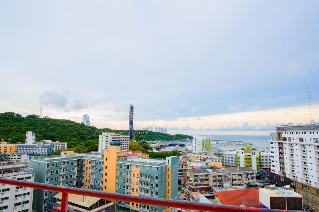 Marine Yensabai Pattaya - Resim 15