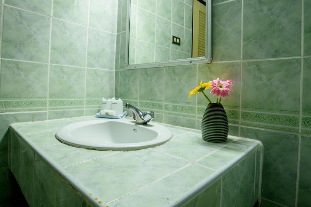 Marine Yensabai Pattaya - Resim 43