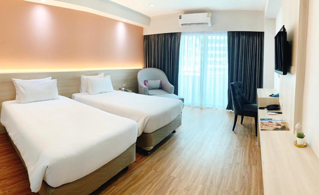
Deluxe Double or Twin Room with Balcony

