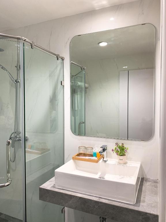 Miloft Sathorn Hotel - SHA Plus Certified - Resim 11