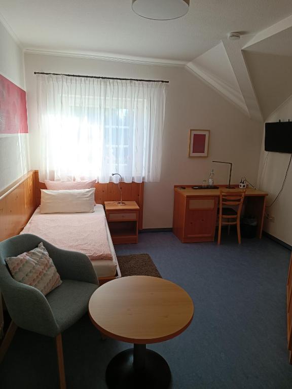 Postel nebo postele na pokoji v ubytování Hotel Ederstrand