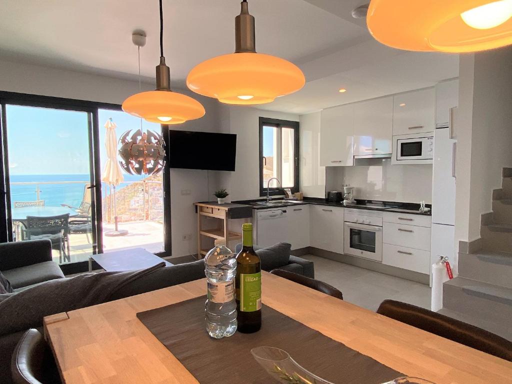 Kuchyňa alebo kuchynka v ubytovaní Terrazas de Ladera Duplex 2 Casasol