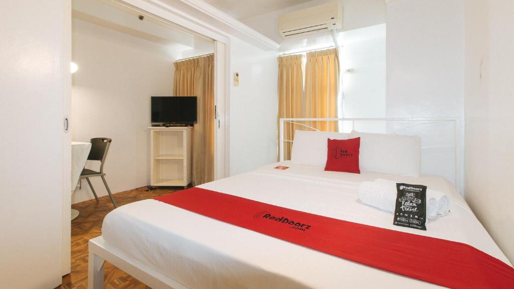 RedDoorz at The Providence Tower - 