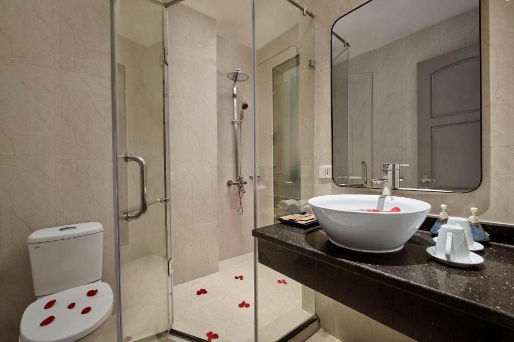HANOI FLORA HOTEL - Triple Room With City View