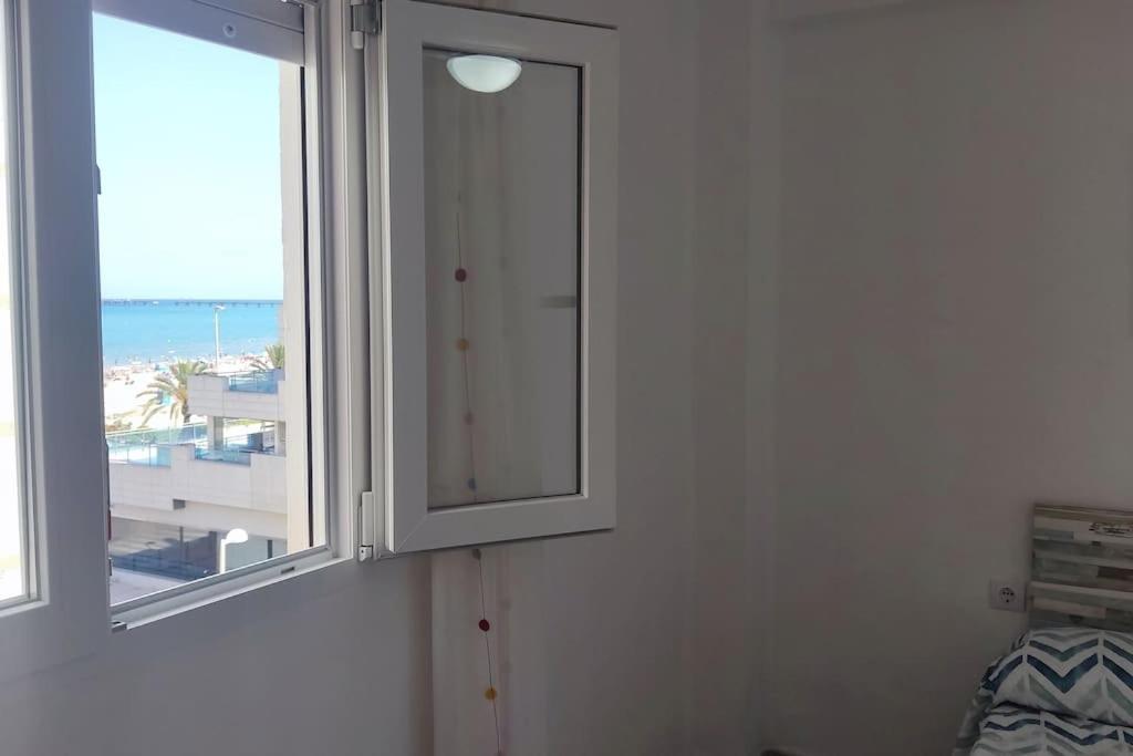 Nespecifikovaný výhled na moře nebo výhled na moře při pohledu z apartmánu