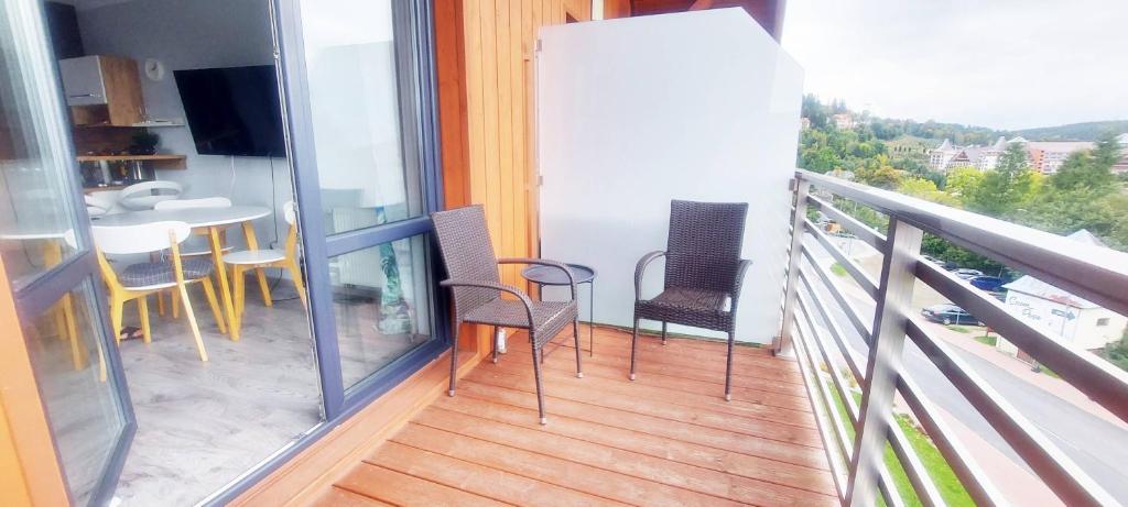 Balkón alebo terasa v ubytovaní Apartament z widokiem.