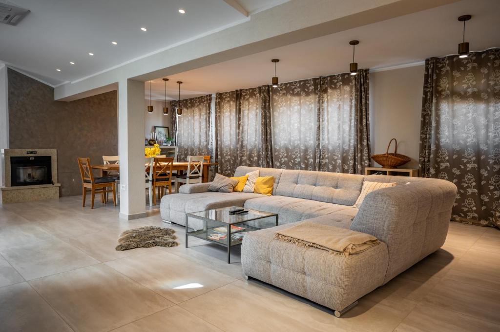 Część wypoczynkowa w obiekcie Penthouse FraVita Medulin