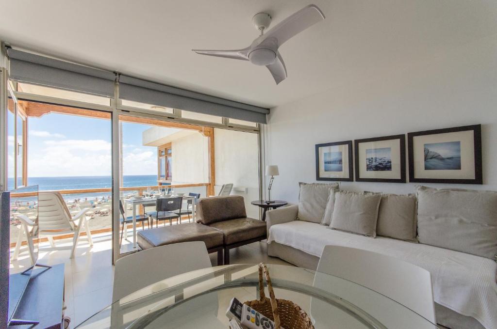 Posezení v ubytování Vv - San Agustín Seaview Apartment