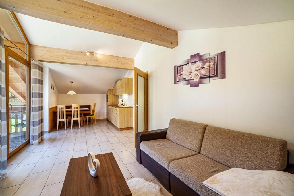Posedenie v ubytovaní Ferienwohnung Edelweiss