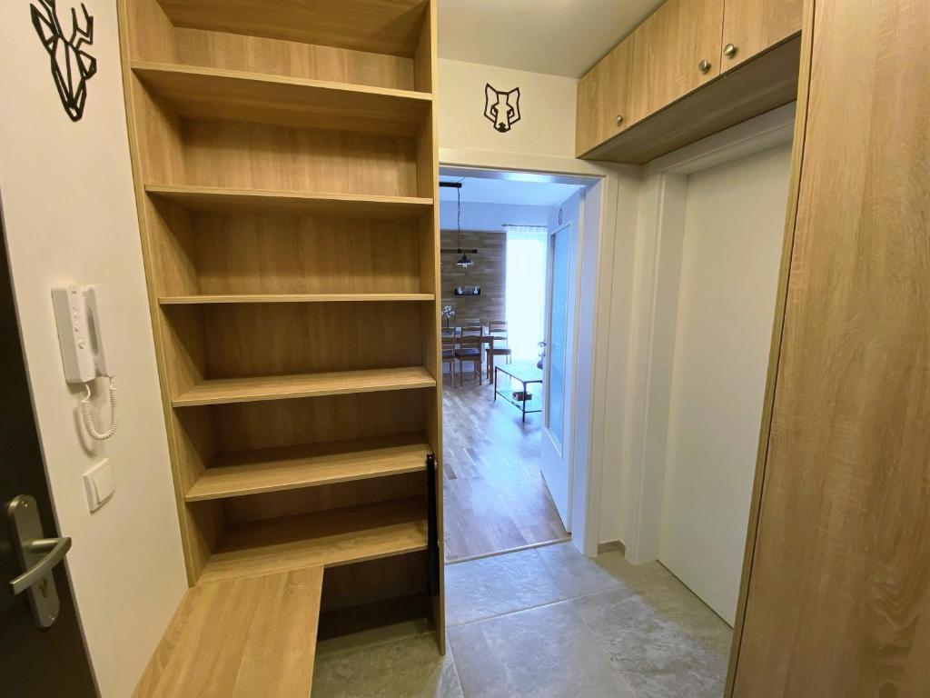 Zdjęcie z galerii obiektu Miky Apartmán Klínovec view w mieście Loučná pod Klínovcem