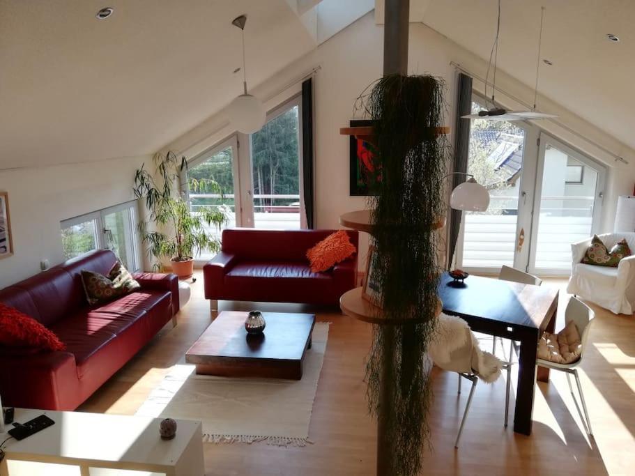 Et opholdsområde på Traumhaftes Loft 70 qm * Wohlfühlen in Passau *