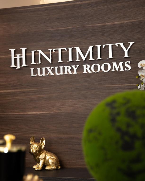Certifikát, hodnocení, plakát nebo jiný dokument vystavený v ubytování Intimity Luxury Rooms