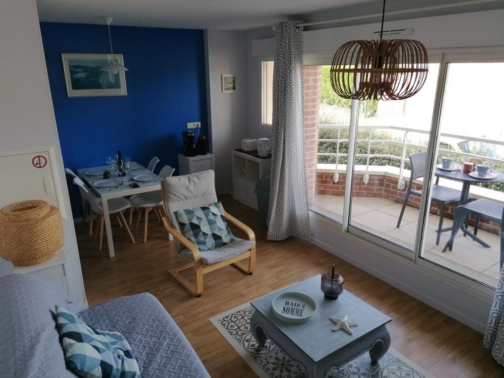 Posezení v ubytování Charmant appartement avec garage - "Le Calypso"