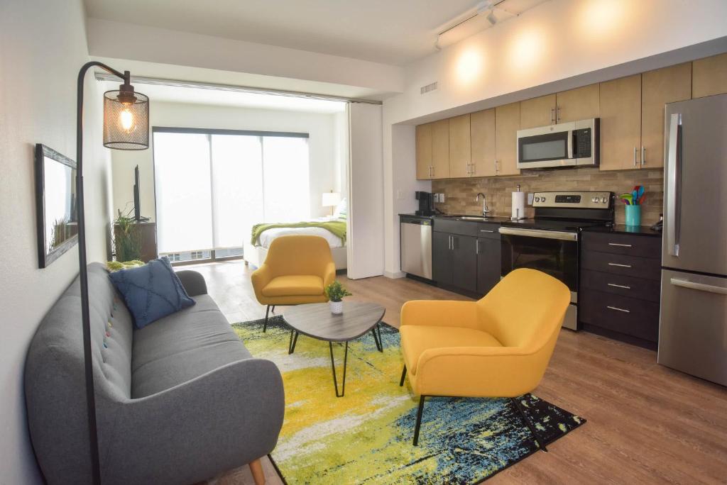 Luxury City Center Apartment, Gainesville, USA