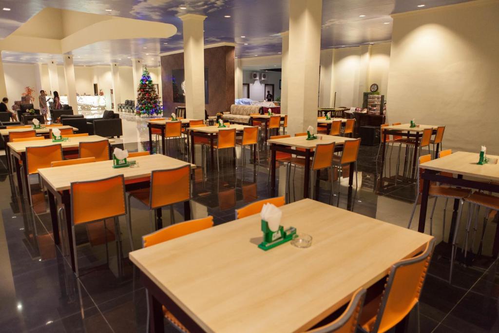 Restaurace v ubytování Mahkota Hotel