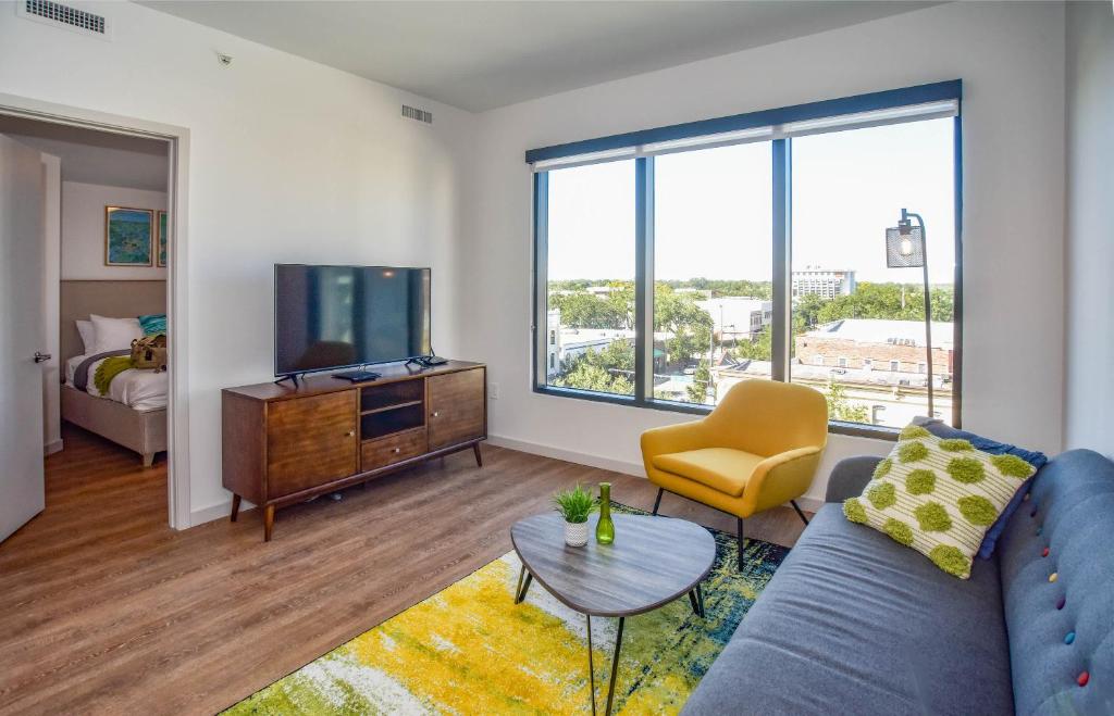 Elegant Downtown One Bedroom Apartment, Gainesville, USA