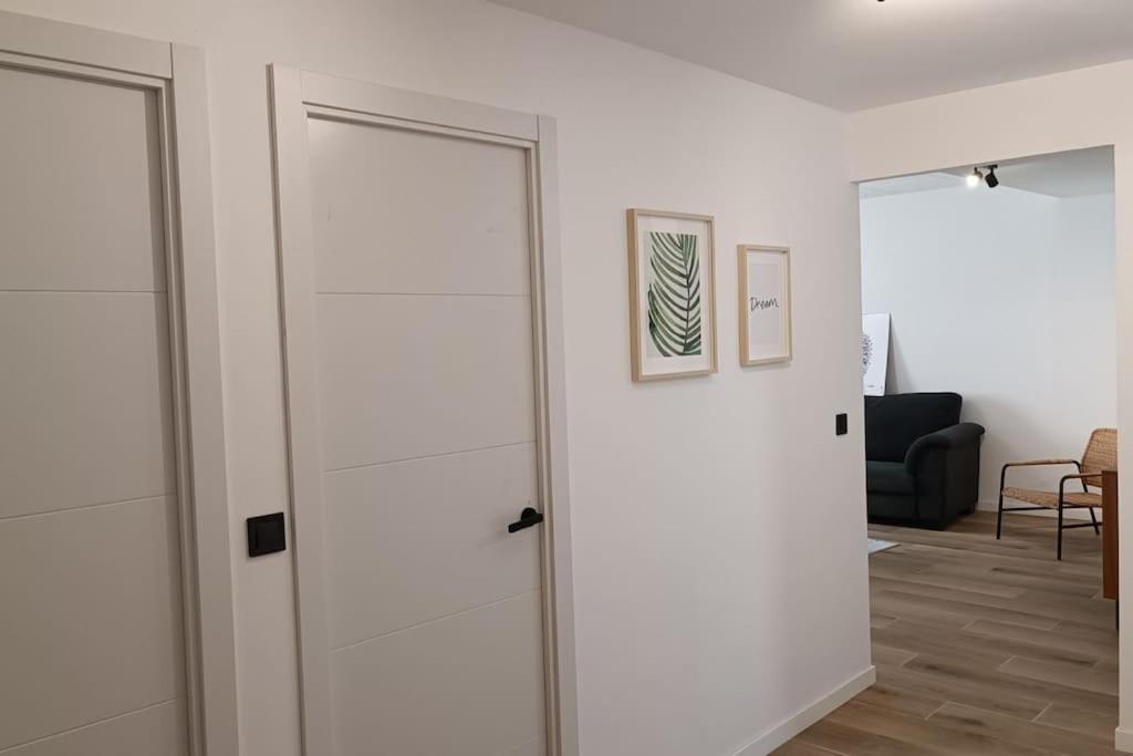 Fotografie z fotogalerie ubytování BOUTIQUE Apartment AVE Centro Lleida v destinaci Lleida