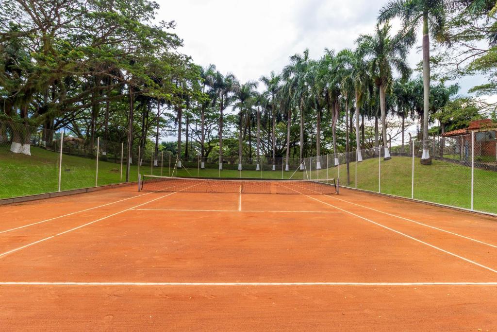 Tenis a/nebo squash v ubytování Hotel El Danubio Campestre nebo okolí