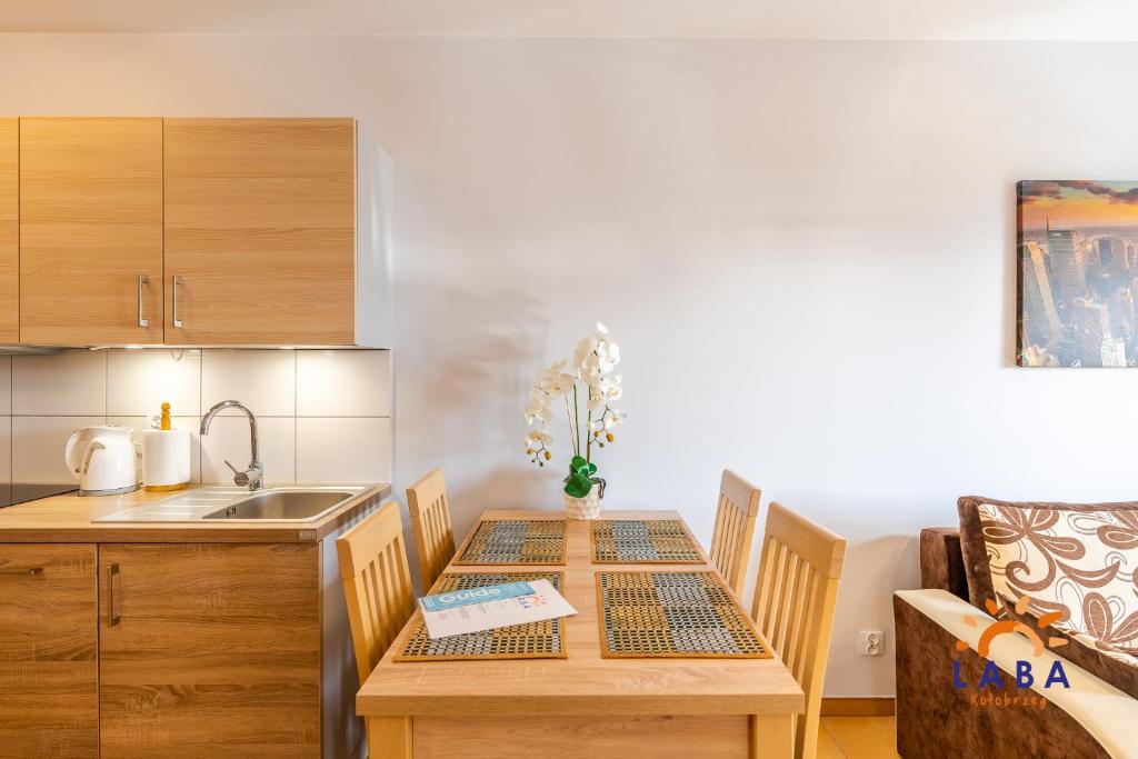 LABA Kołobrzeg Apartamenty BURSZTYNOWE z miejscami postojowymi - 19