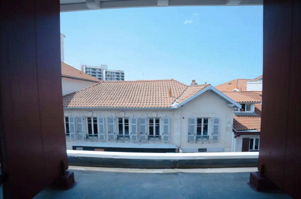 Budova, v ktorej sa apartmán nachádza