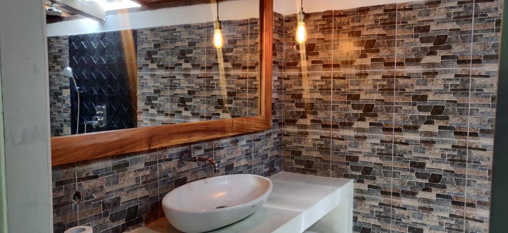 Gili Lumbung Bungalow - 7