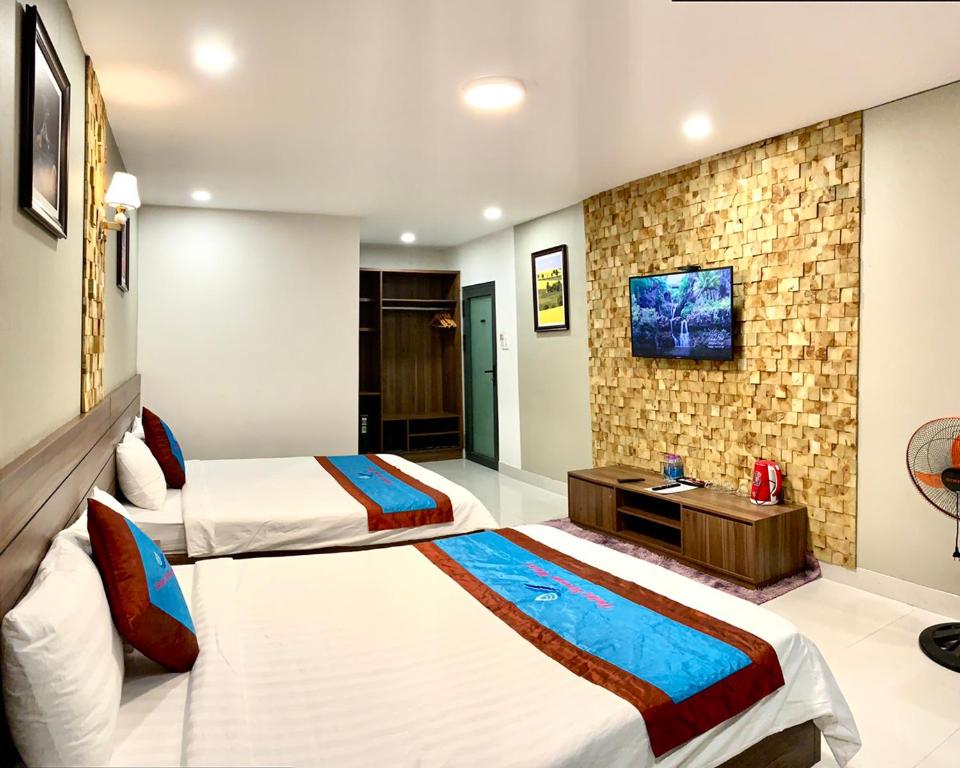TV a/nebo společenská místnost v ubytování DALAT STREAM HOTEL-Khách sạn đẹp Đà Lạt